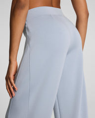 SPANX AirEssentials® Barrel Leg Pant | Himalayan Cloud