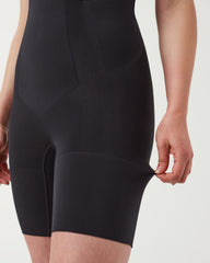SPANXsculpt™ OnCore High-Waisted Mid-Thigh Short | Very Black