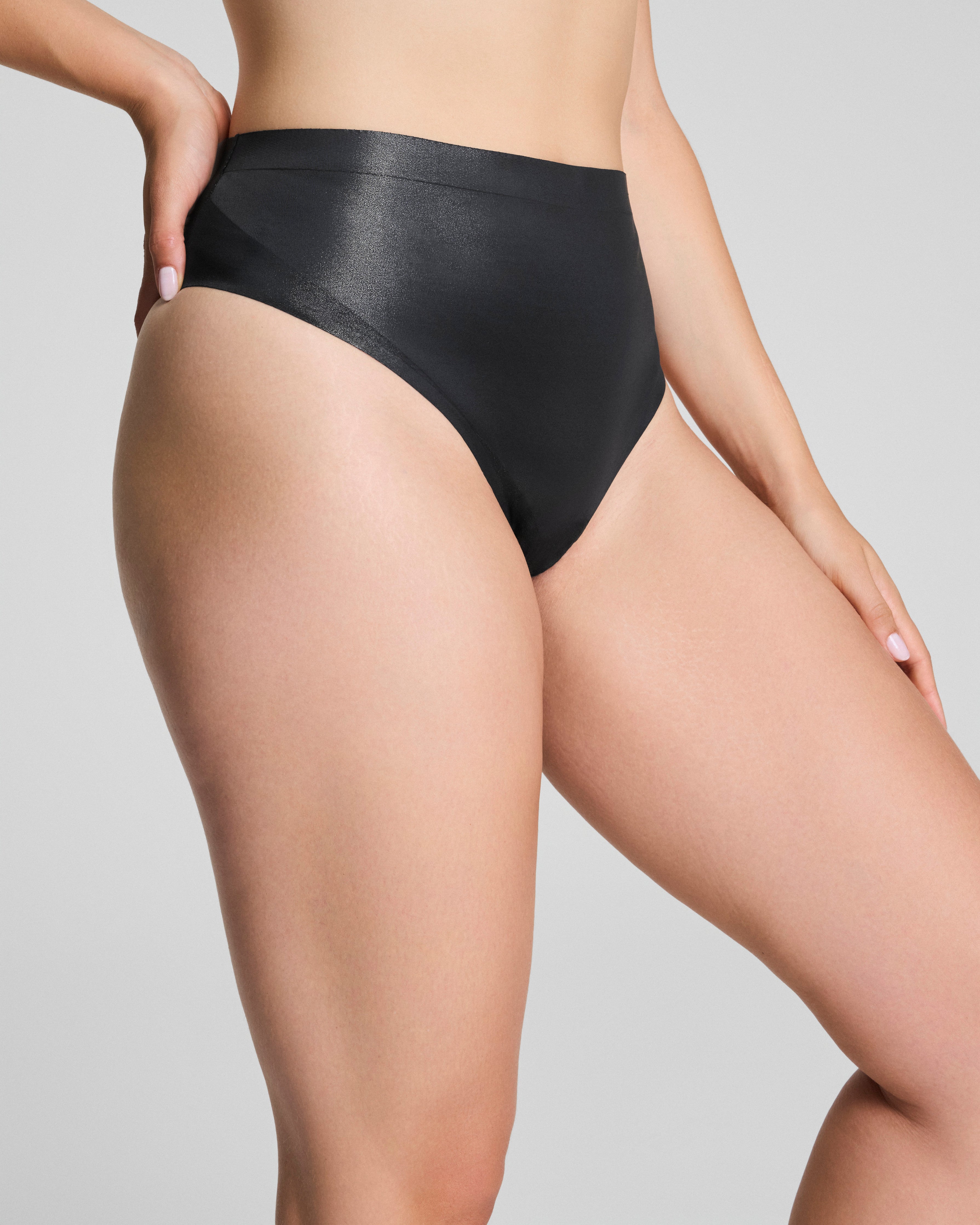 SPANXshape™ LuxeShine Thong