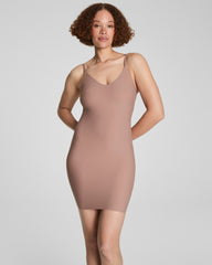 SPANXsupersmooth™ Essential V-Neck Slip