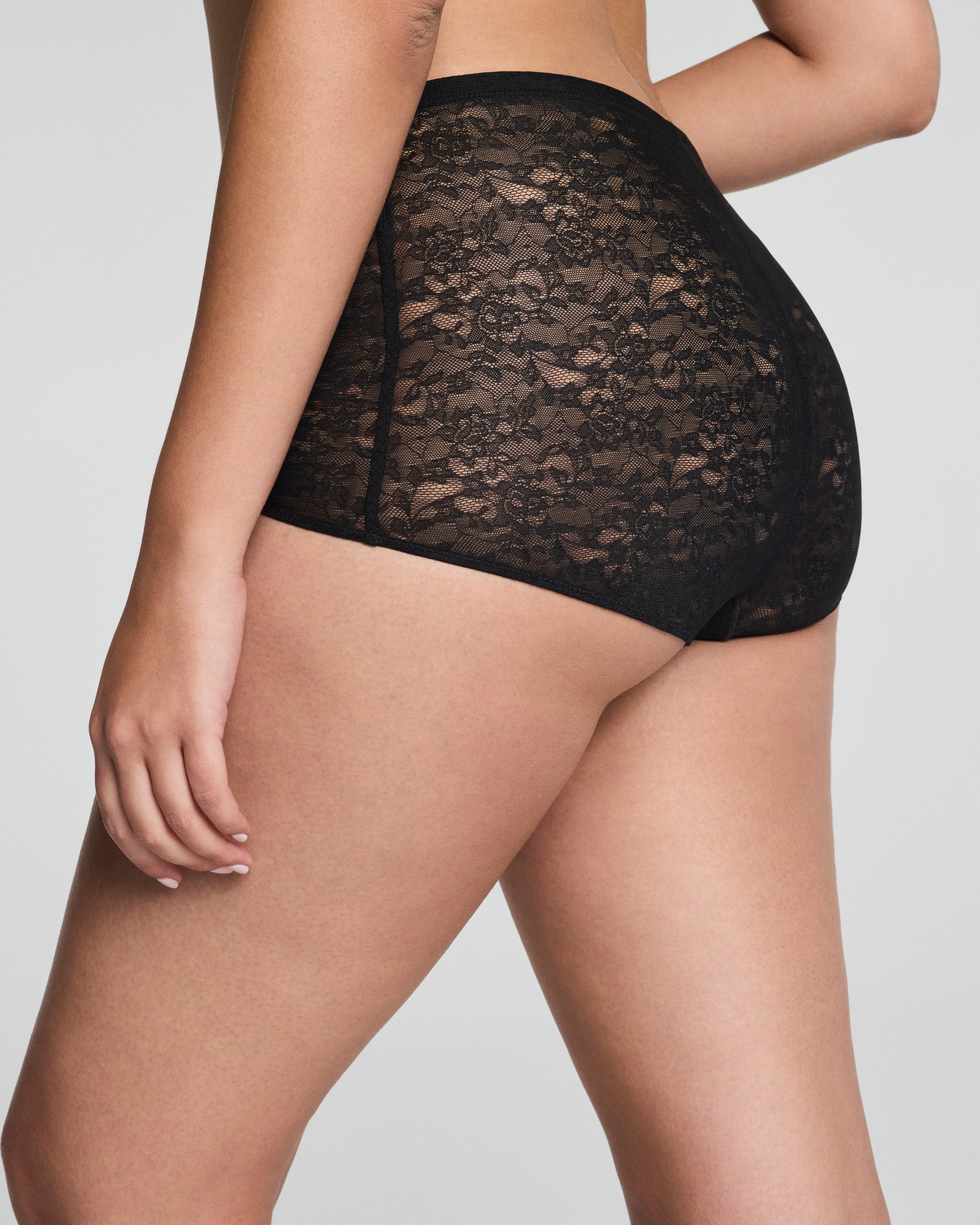 SPANXsupersmooth™ Day to Date Night Lace Boyshort | Very Black
