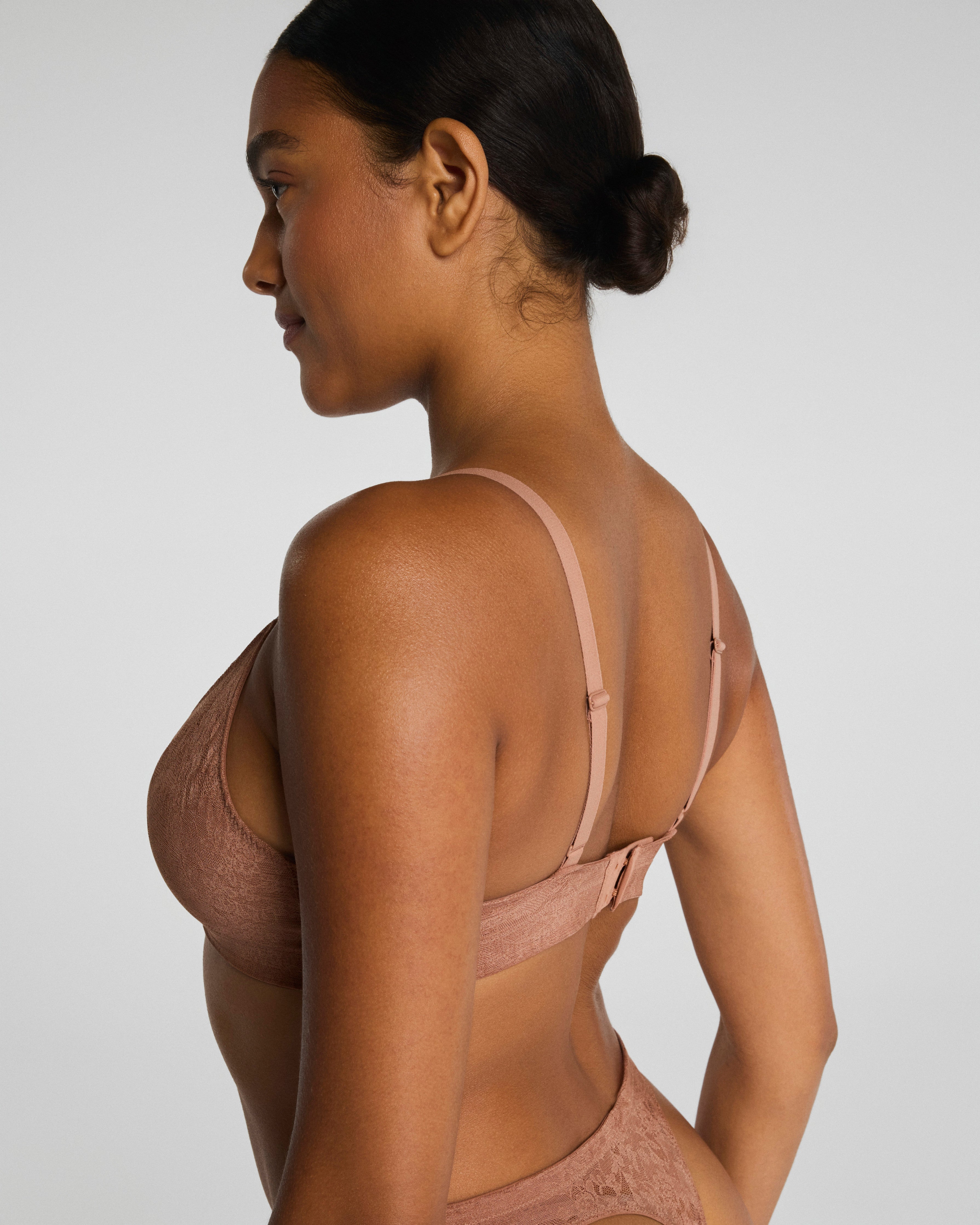 SPANXsupersmooth™ Day to Date Night Lace Bralette | Cinnamon