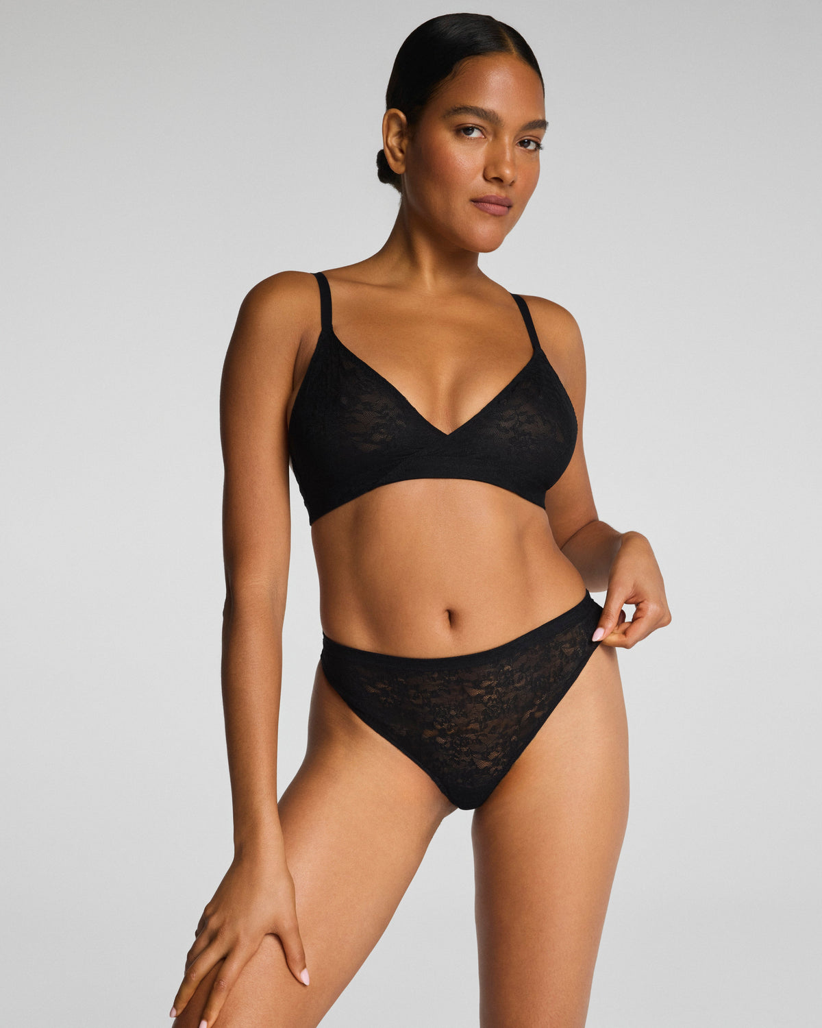 SPANXsupersmooth™ Day to Date Night Lace Bralette | Very Black