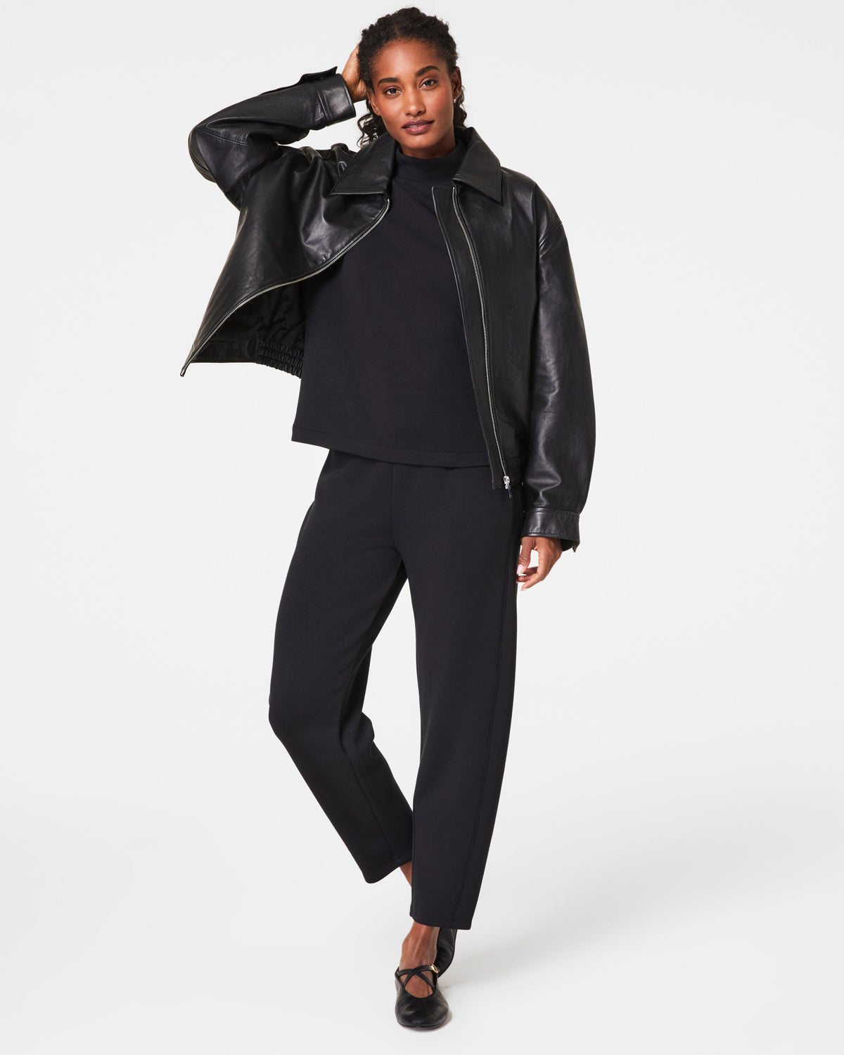 SPANX AirEssentials® Barrel Leg Pant | Very Black