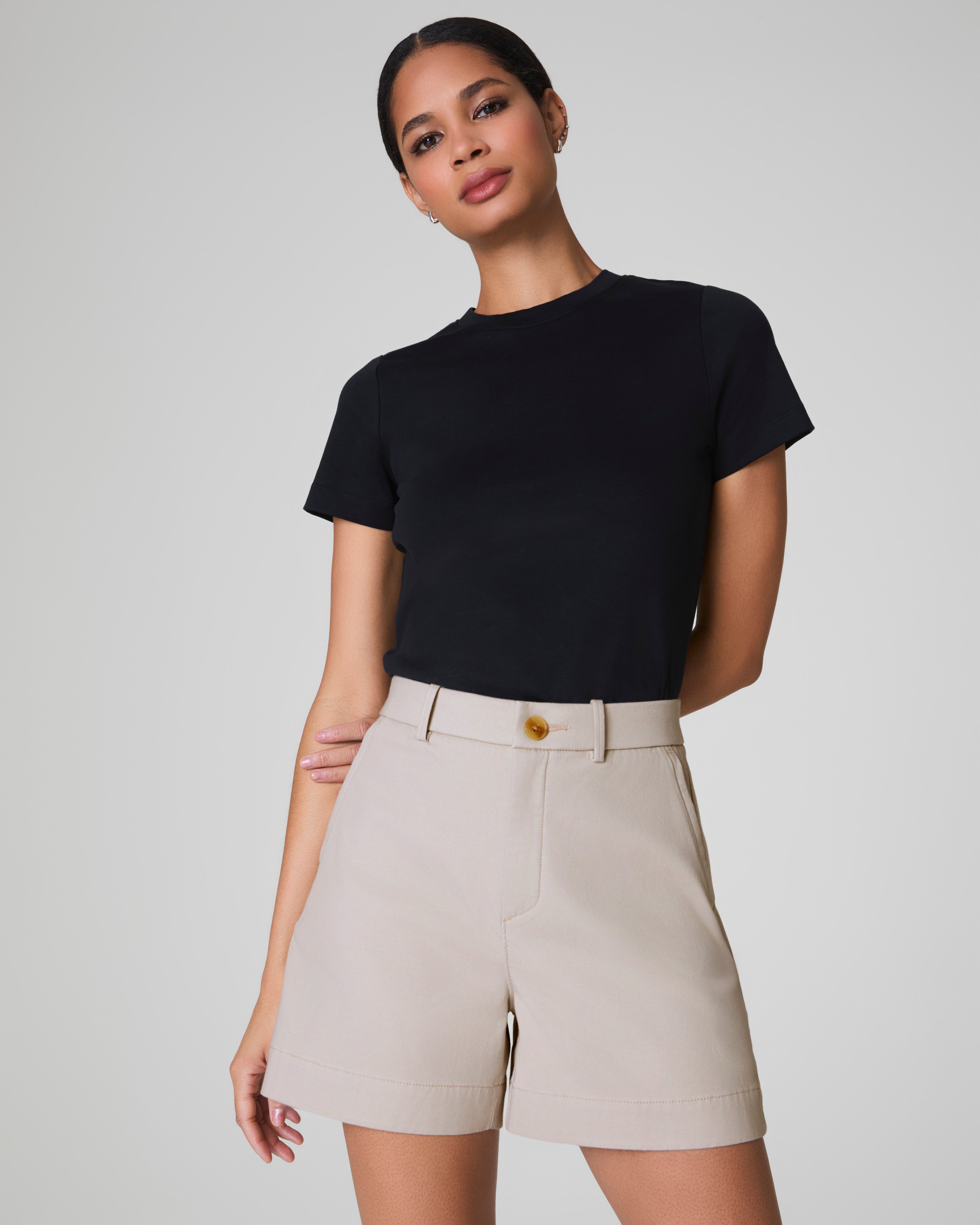 SPANXsupersmooth™ Stretch Twill Short, 5"  Bone