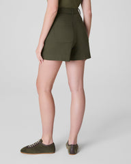 SPANXsupersmooth™ Stretch Twill Short, 5"  Dark Pine