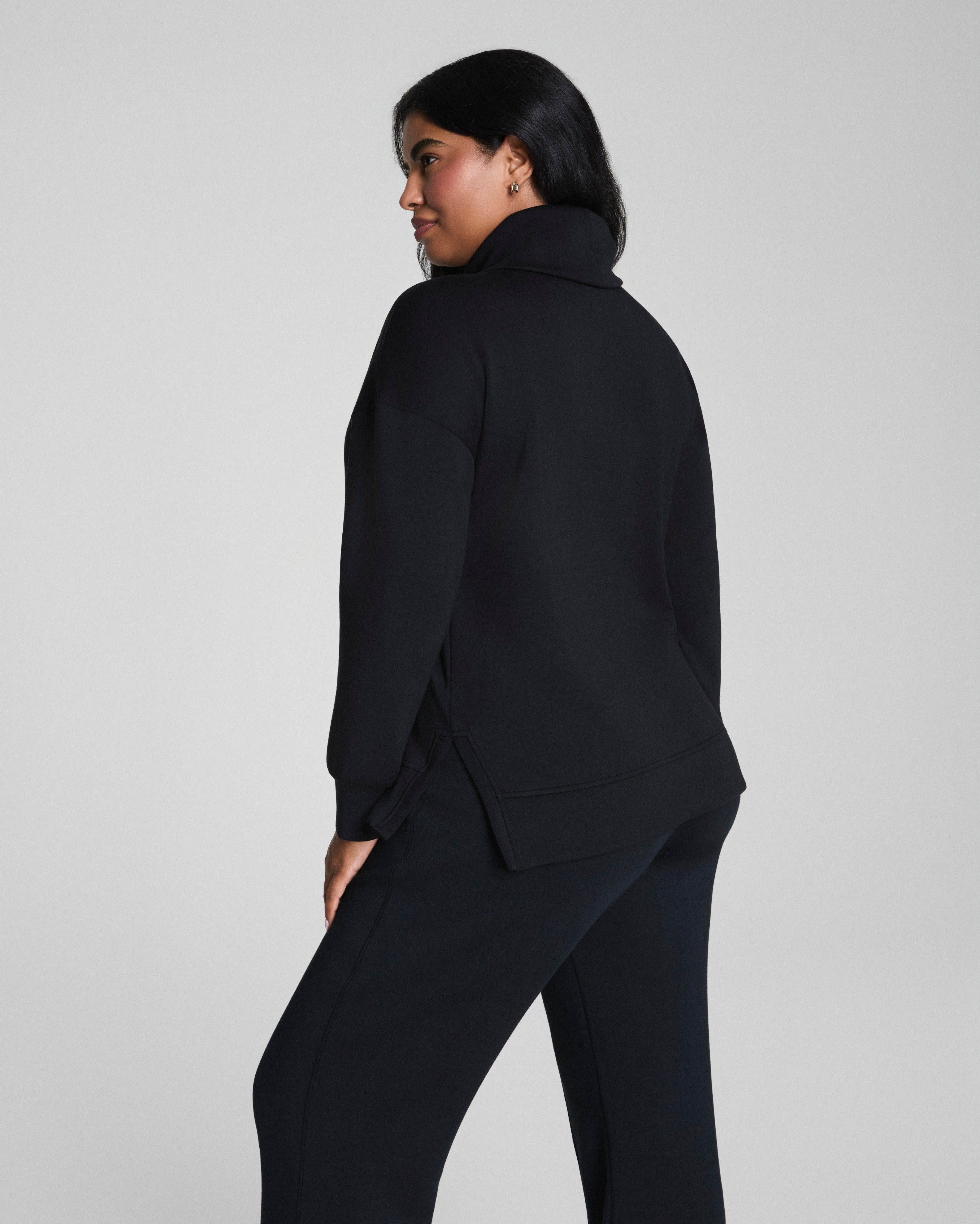 SPANX AirEssentials® Turtleneck Tunic  Very Black
