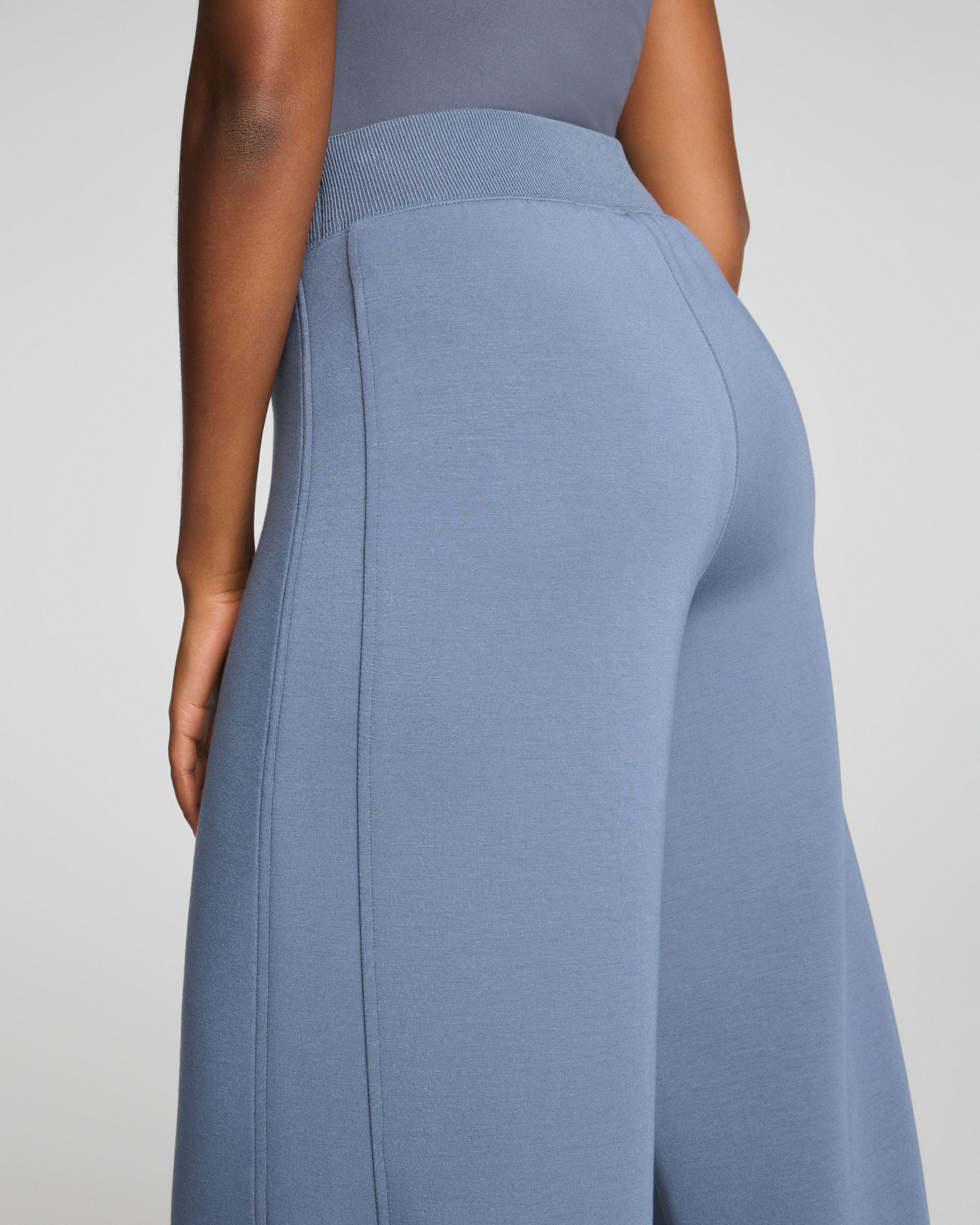 SPANX AirEssentials® Luxe Barrel Leg Pant  Rain