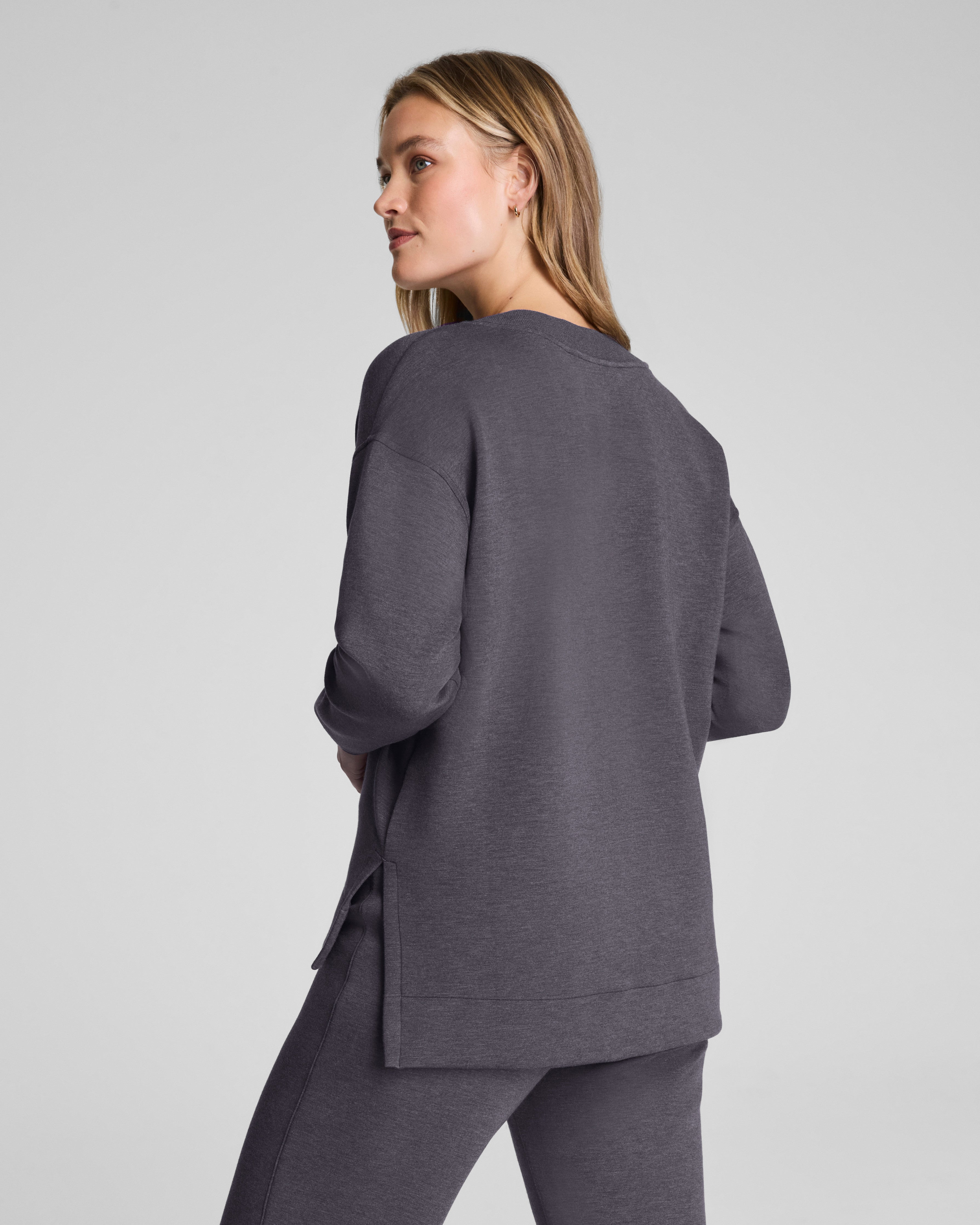 SPANX AirEssentials® Brushed V-Neck Tunic  Heather Storm