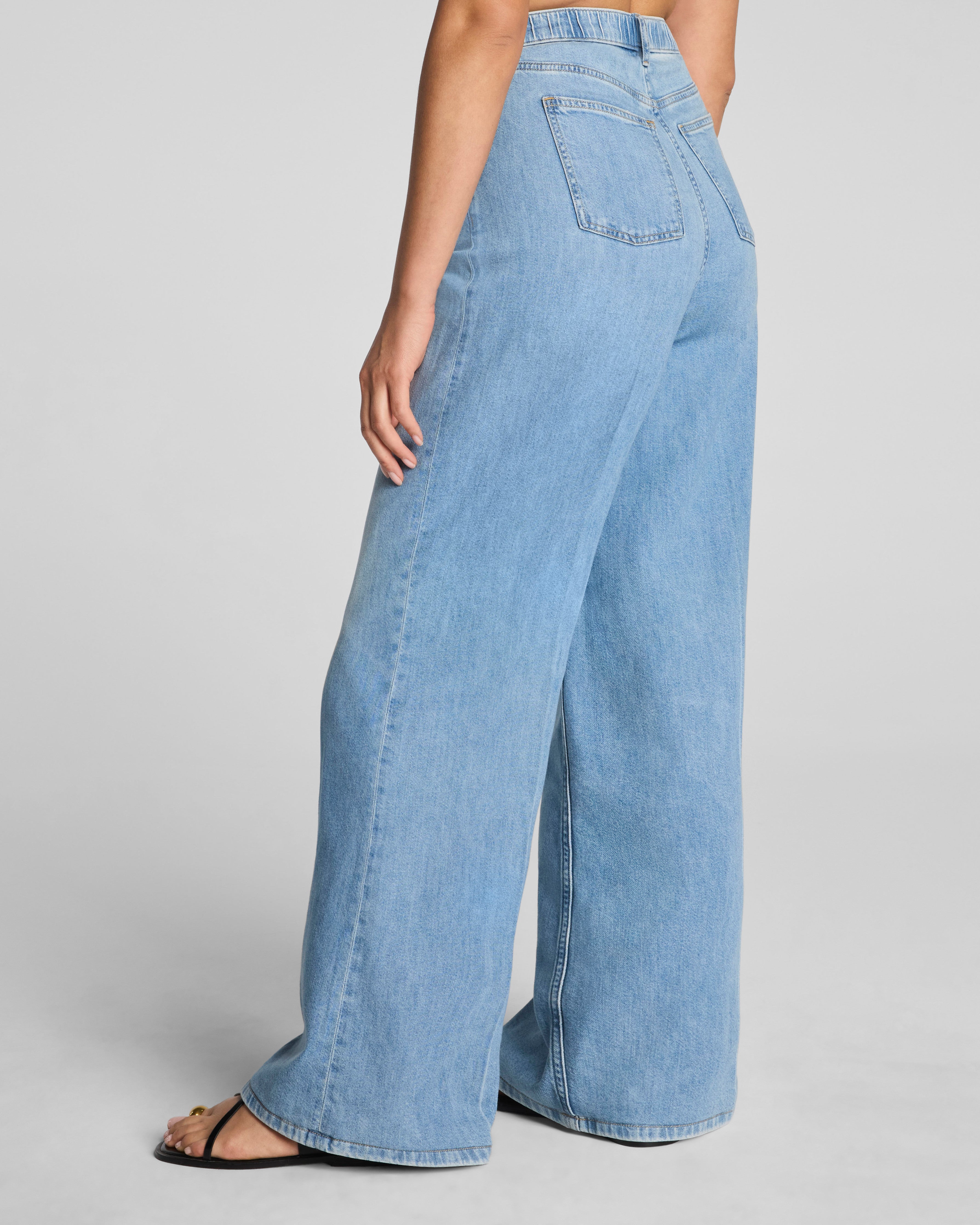 SPANXsupersmooth™ Authentic 360 Lightweight Super Wide Leg Jeans | Seaside Blue