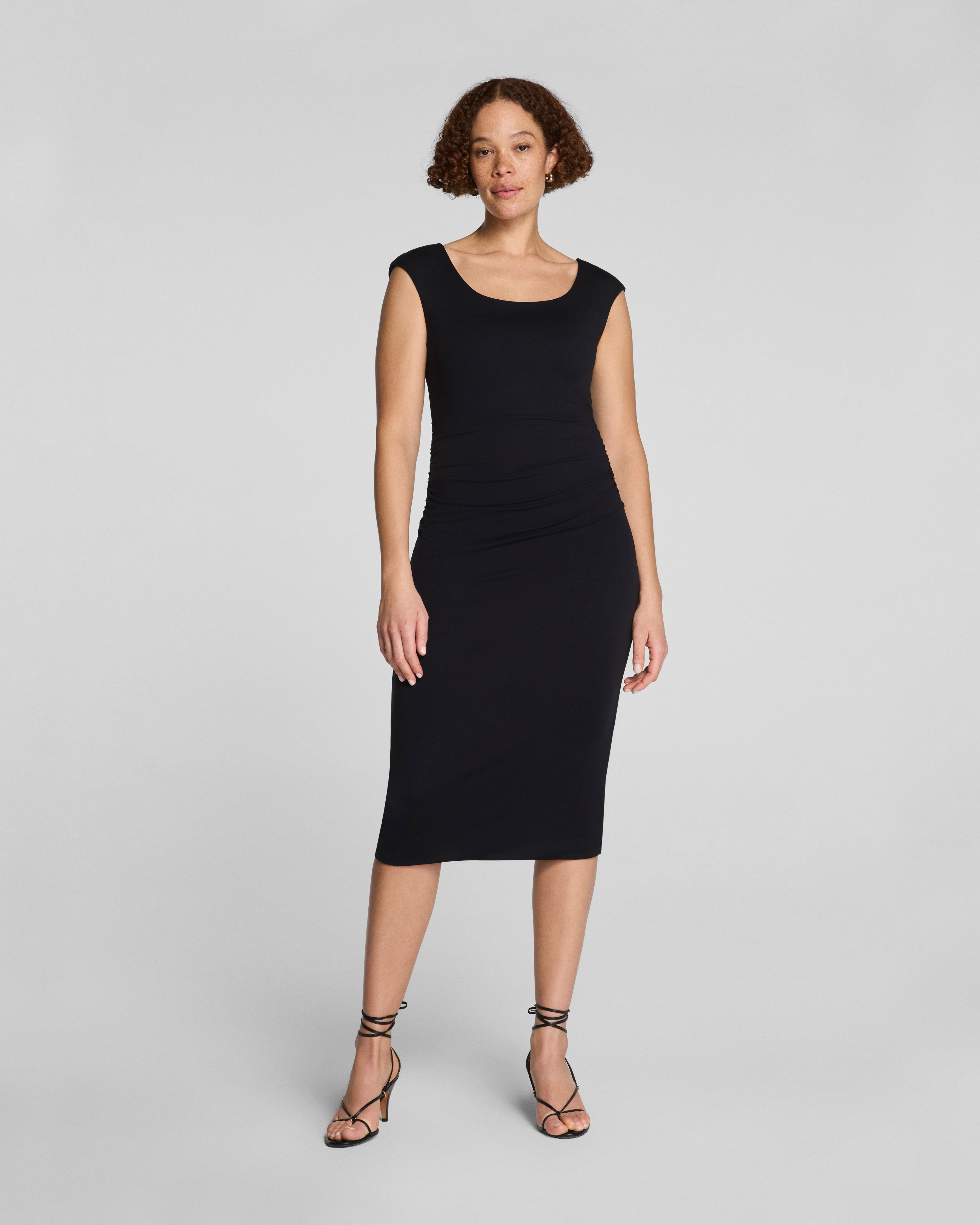 SPANXsmooth™ Jersey Scoop Neck Ruched Midi Dress