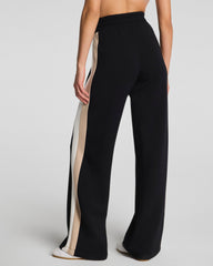 SPANX AirEssentials® Colorblock Track Pant | Very Black Stripe