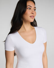 SPANXsmooth™ Jersey V-Neck Tee | Classic White