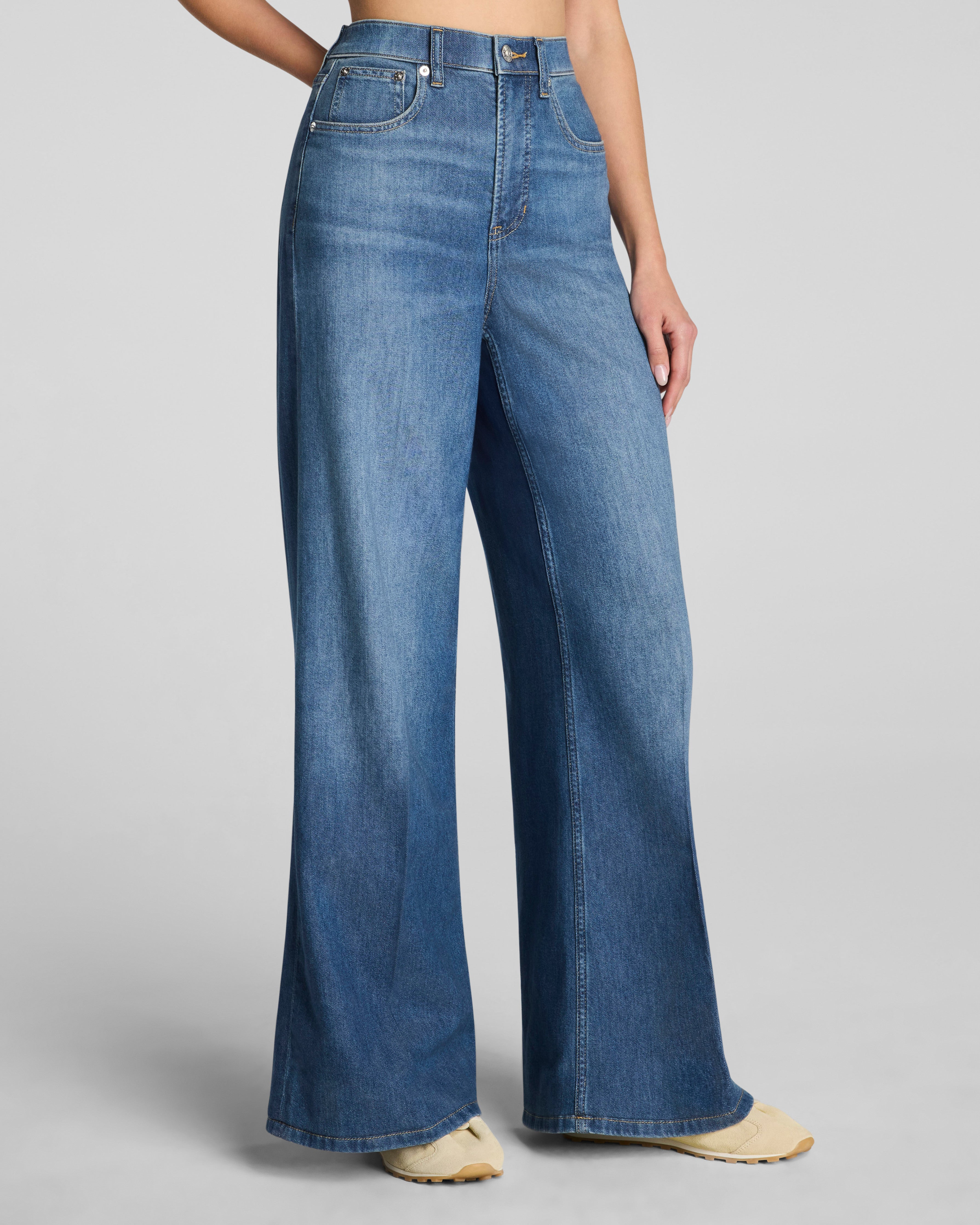 SPANXsupersmooth™ Authentic 360 Lightweight Super Wide Leg Jeans | Oceanic