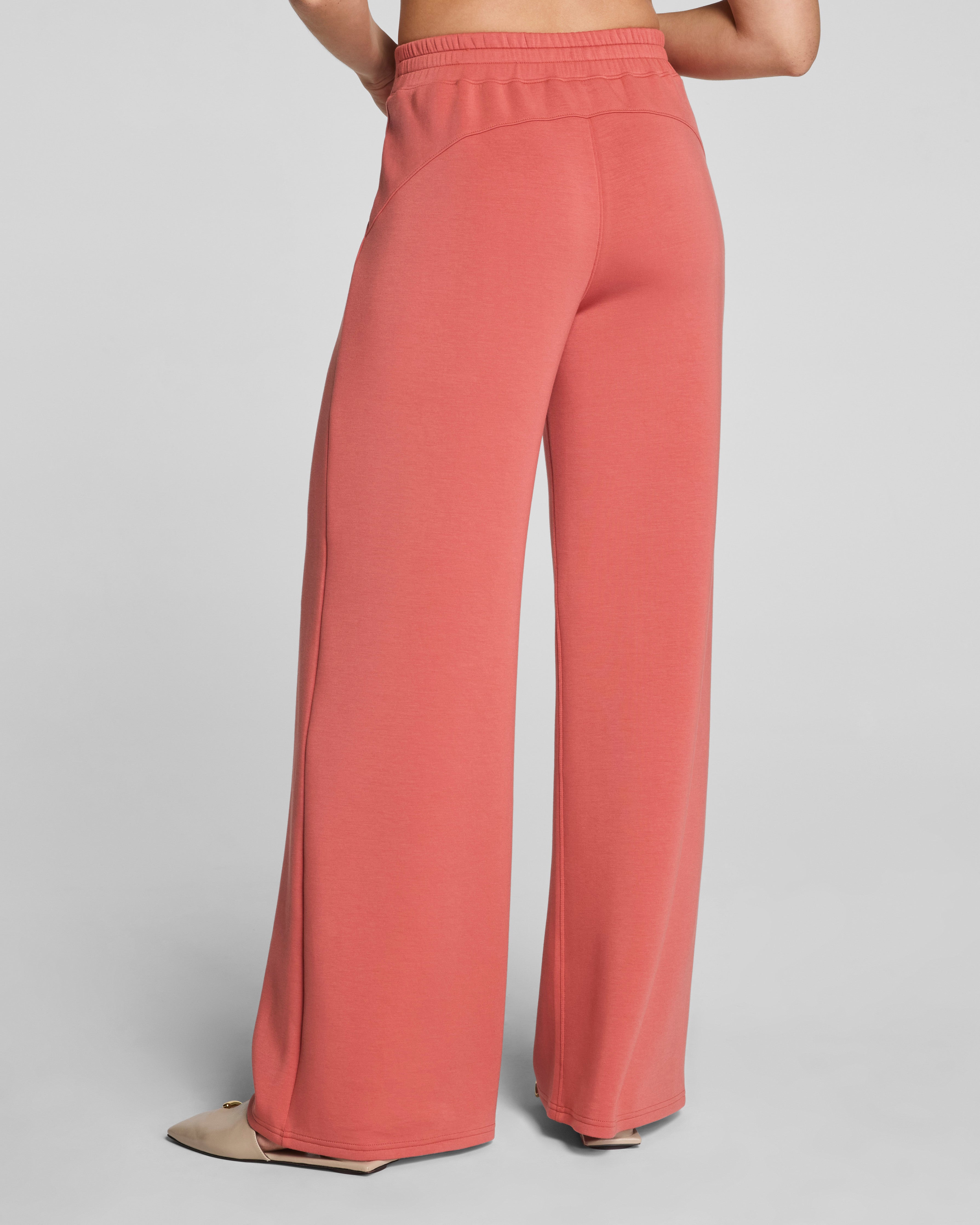 SPANX AirEssentials® Wide Leg Pant | Clay