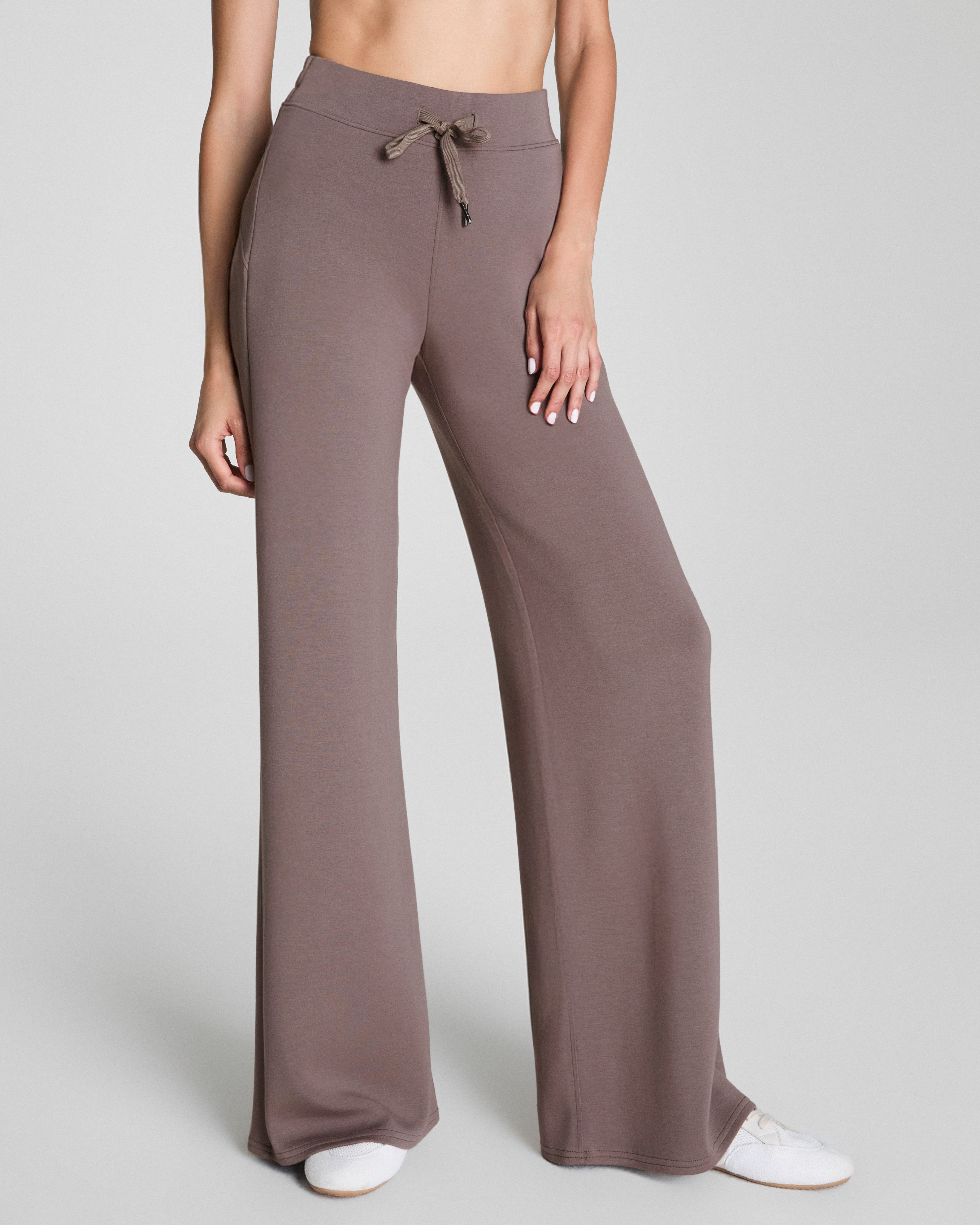 SPANX AirEssentials® Wide Leg Pant  Smoke