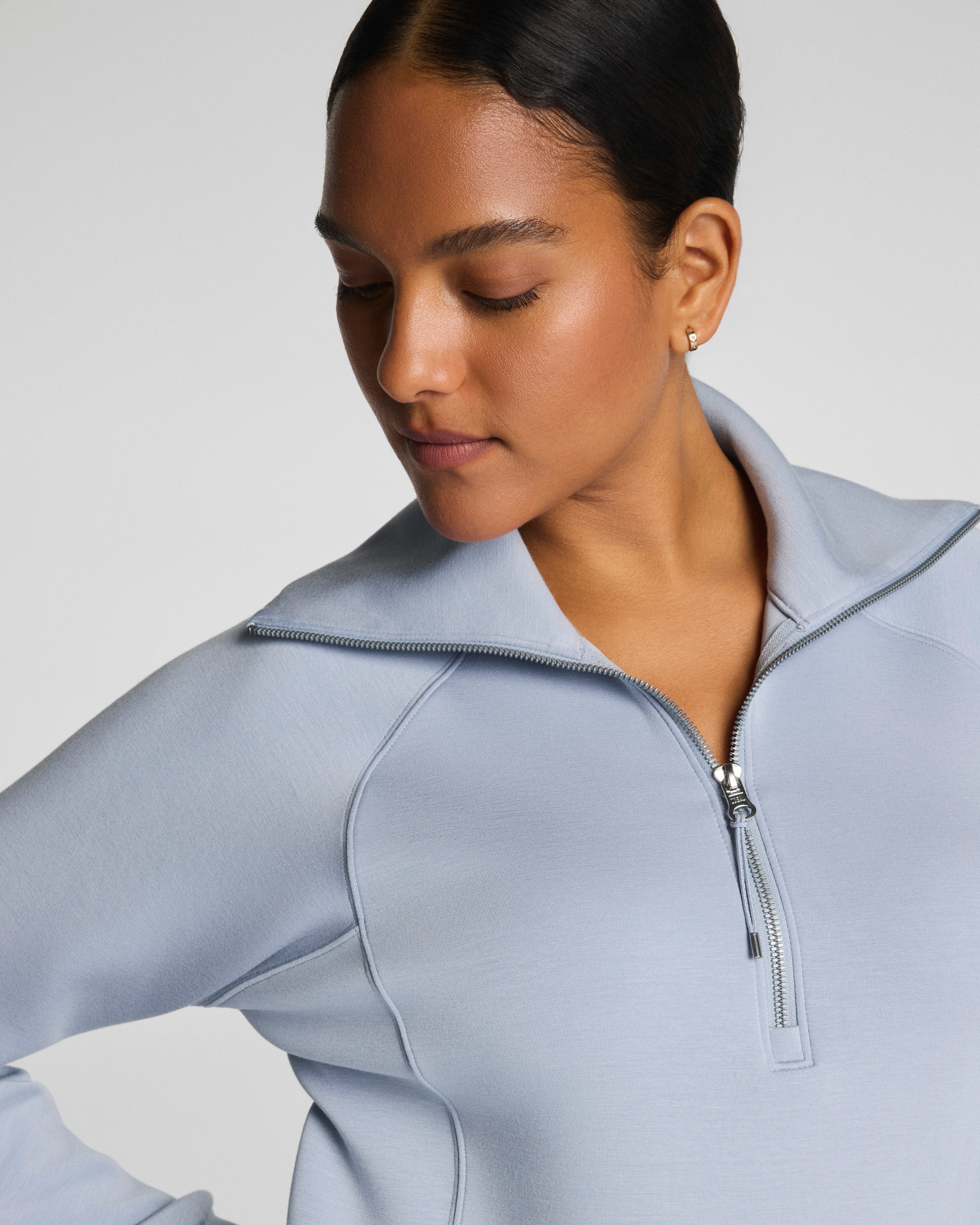 SPANX AirEssentials® Half Zip | Himalayan Cloud