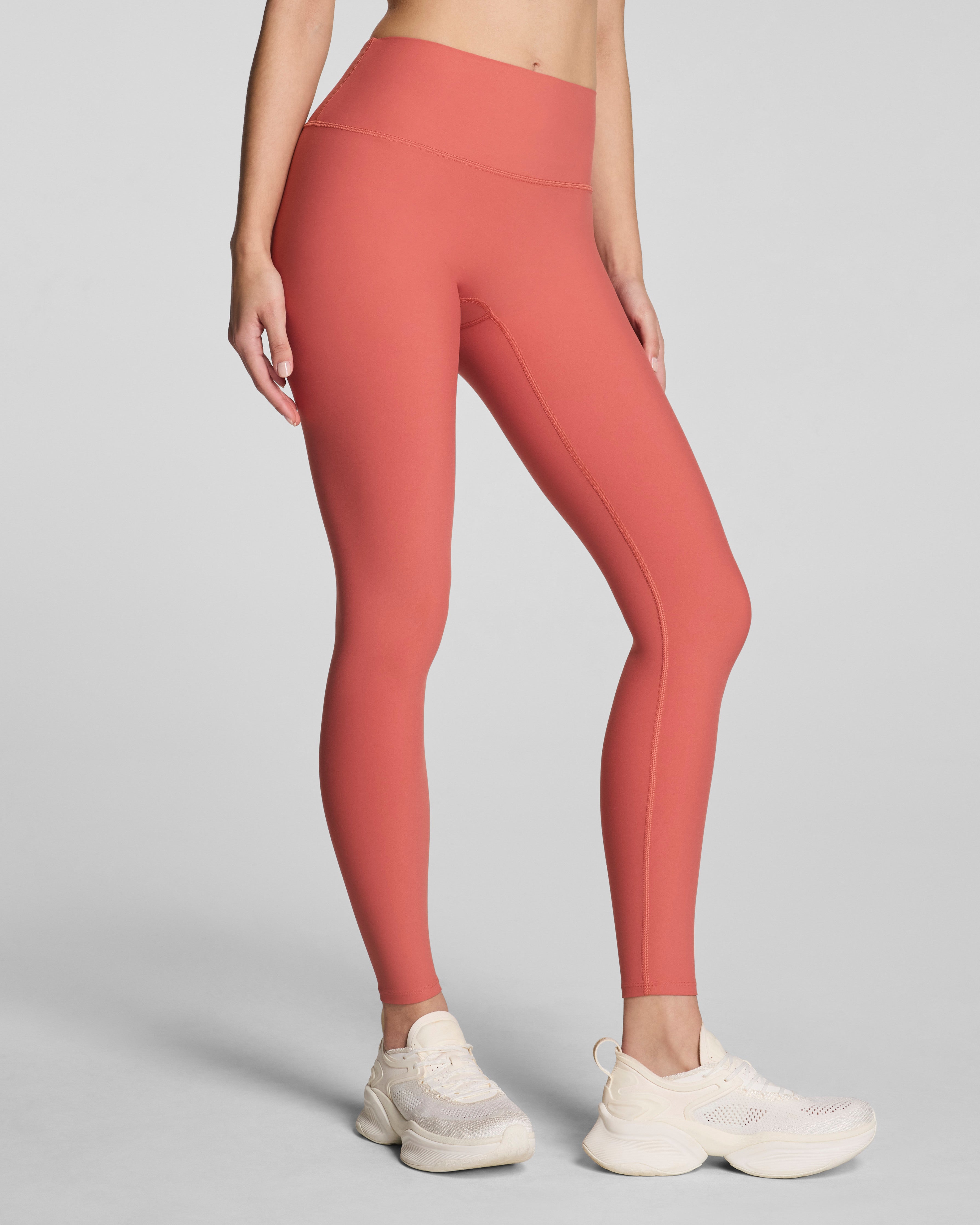 SPANXsmooth™ OnForm Full-Length Leggings | Clay