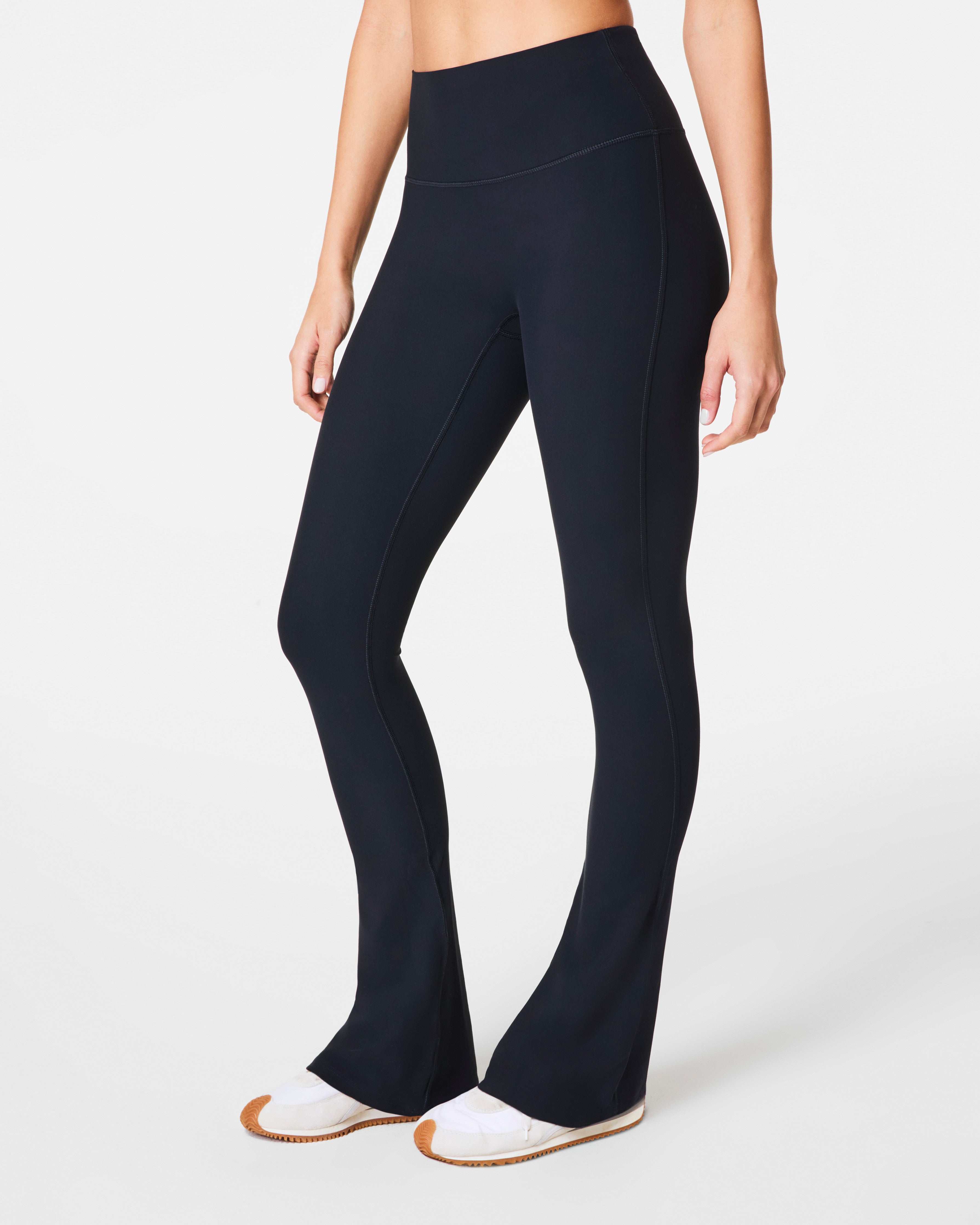 SPANXsmooth™ OnForm Micro Flare Pant  Barely Black