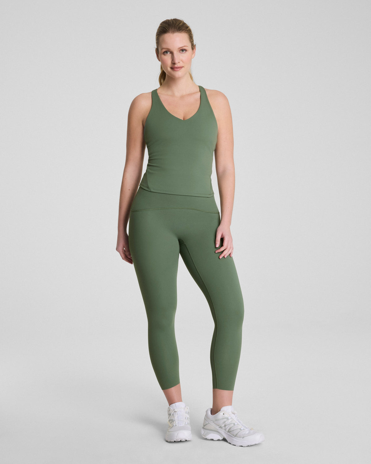 SPANXshape™ Booty Boost® 7/8 Leggings | Eucalyptus