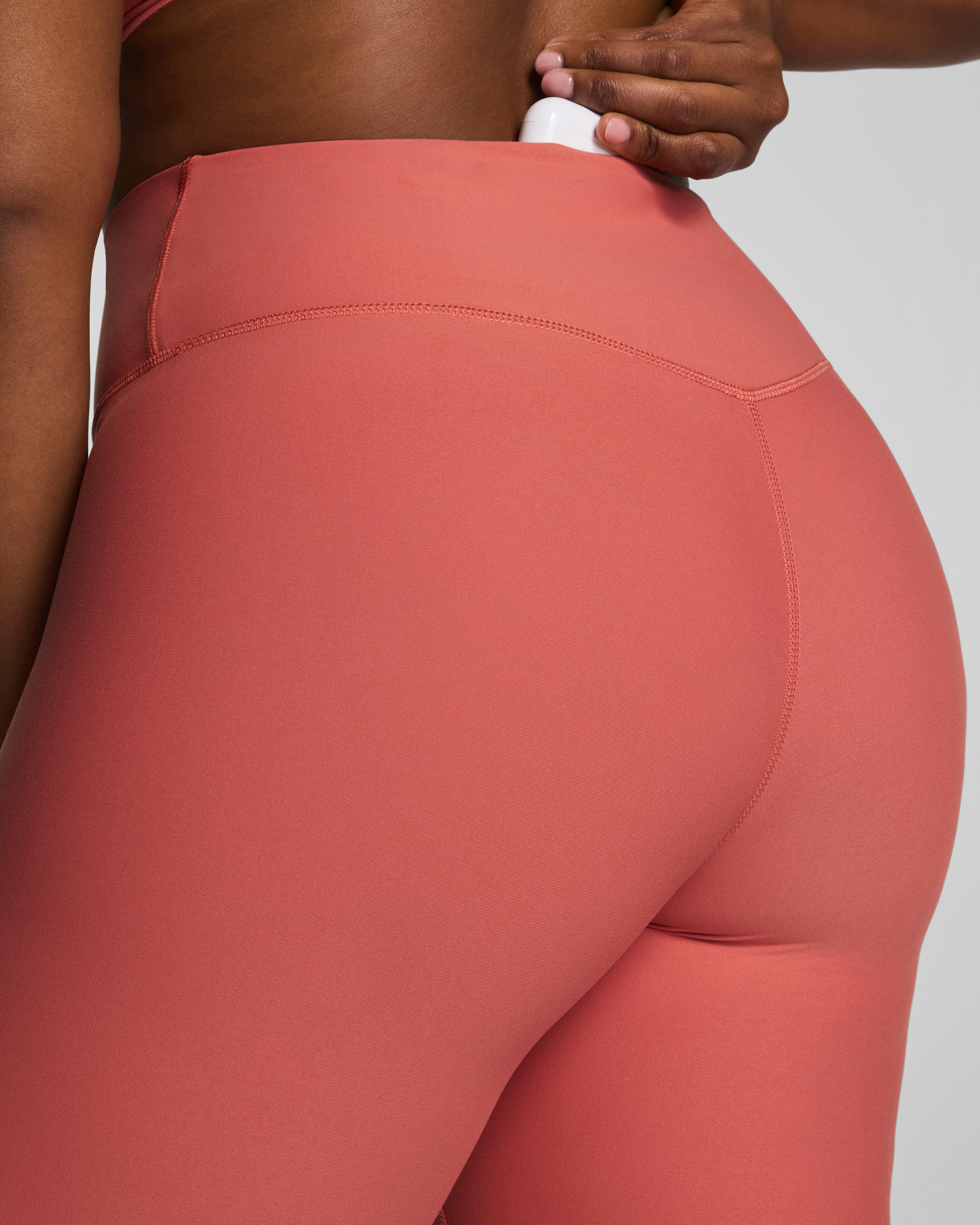 SPANXsmooth™ OnForm 7/8 Leggings | Clay