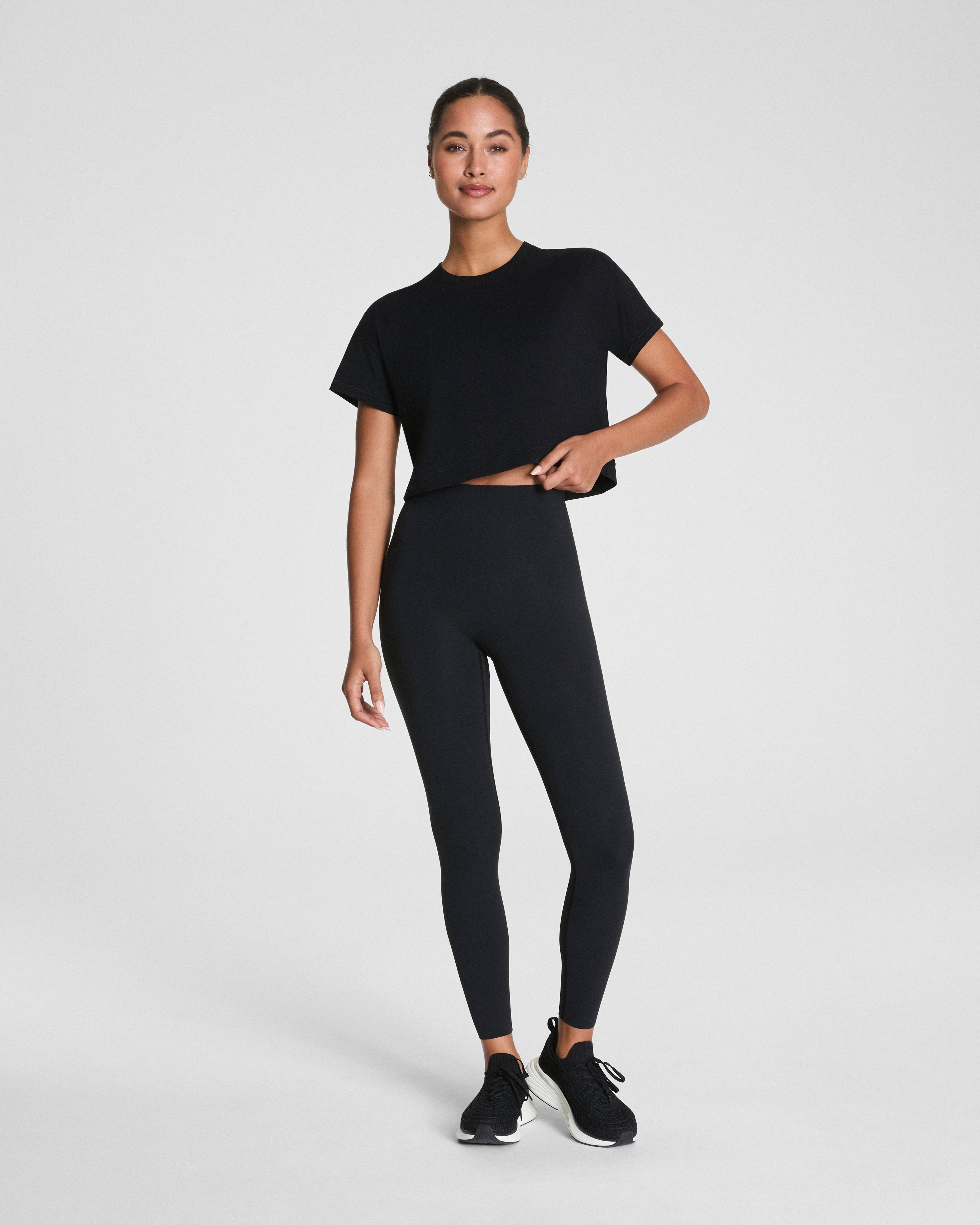 SPANX® BoostUp Cropped Tee | Very Black
