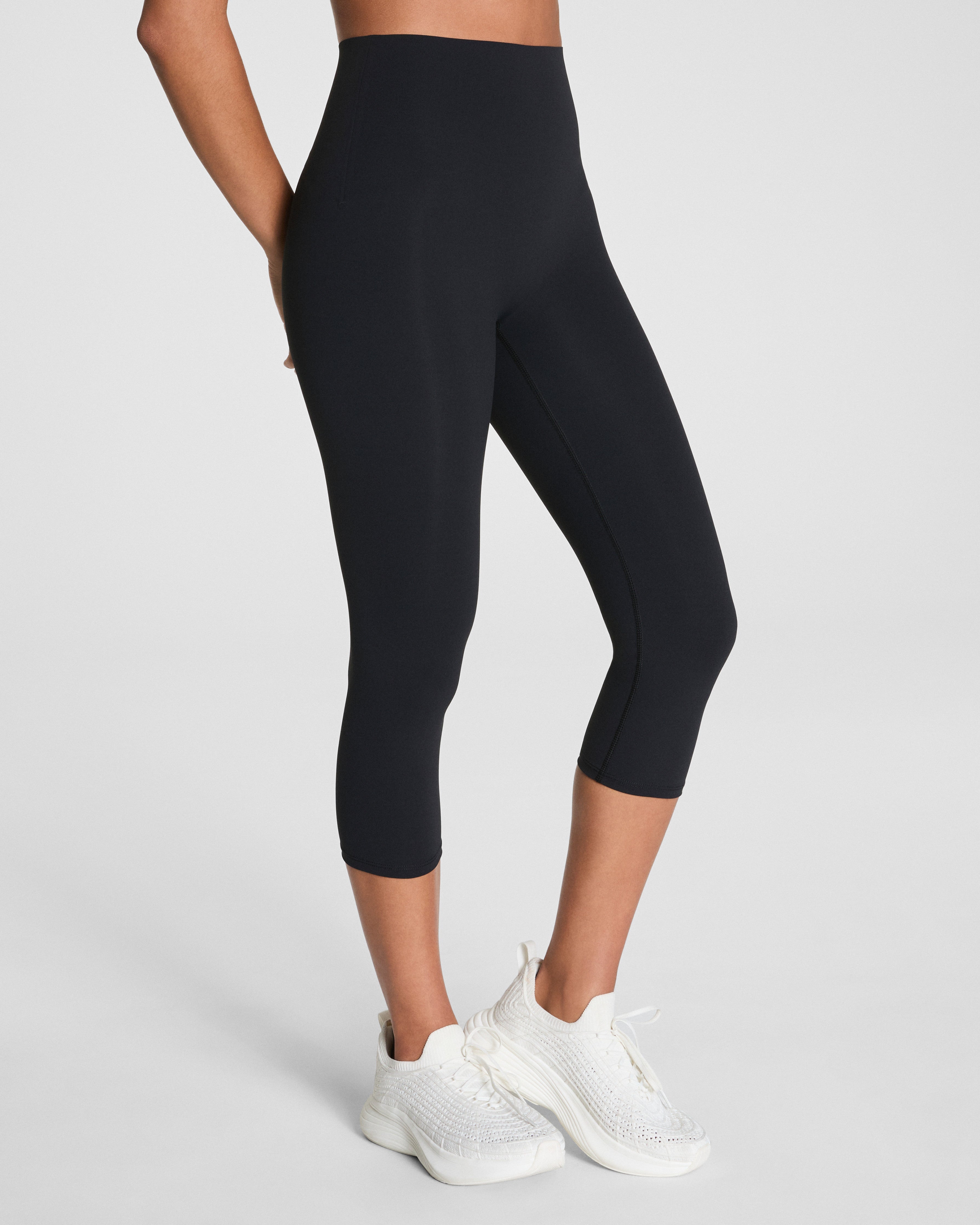 SPANXshape™ BodyLine Cropped Leggings with Mid-Tummy Compression, 19" | Very Black