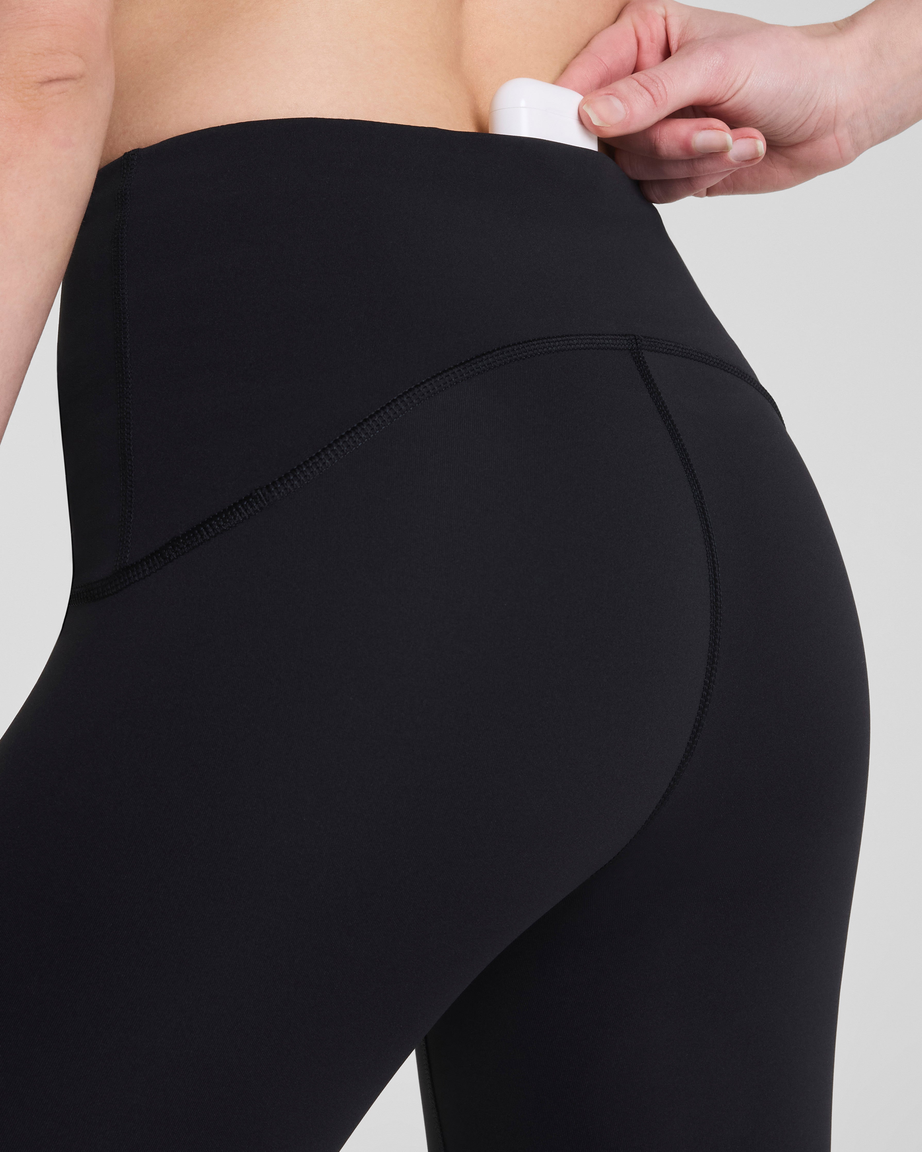 SPANXshape™ Booty Boost® Cropped Leggings, 19" | Very Black