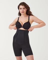 SPANXsculpt™ OnCore High-Waisted Mid-Thigh Short | Very Black