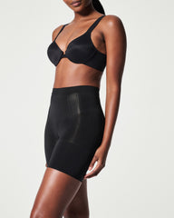 SPANXsculpt™ OnCore Mid-Thigh Short | Very Black
